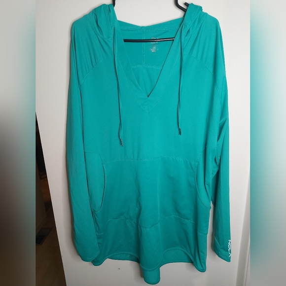 Nola Long Kangaroo Pocket Athletic Long Sleeve Pull Over - Picture 2 of 9